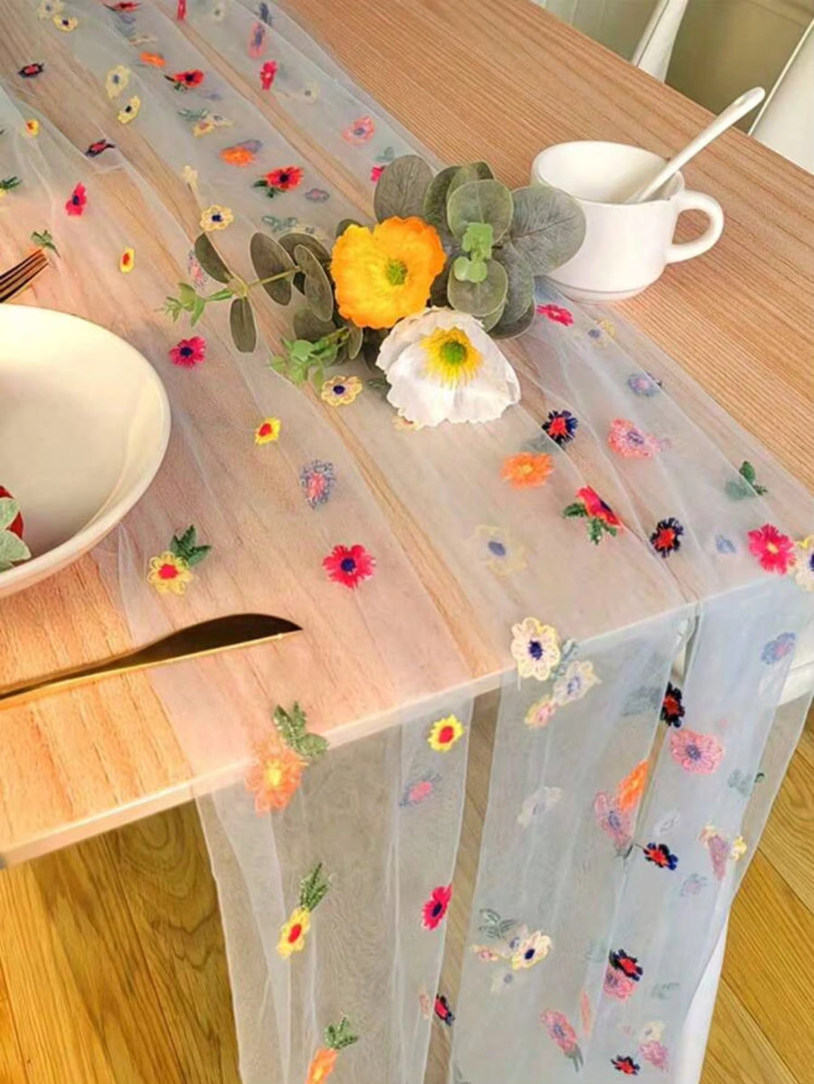 1/2pcs Of Pastoral-Style Colorful Embroidered Floral Tablecloths. These Colorful Small Flower Hand-Embroidered Tablecloths Are Suitable For Outdoor Wedding Decorations, Party Decorations, Table And Home Decor, Bouquet Wrapping, And Photo Backdrops.